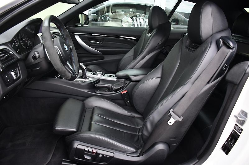 BMW Řada 4 420d M-SPORT SERV.KNÍŽKA PDC - fotka 17 z 46