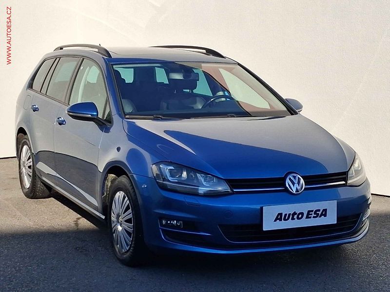 Volkswagen Golf (2015) 2.0 TDi, LED, TZ, navi, panor - fotografie inzerátu