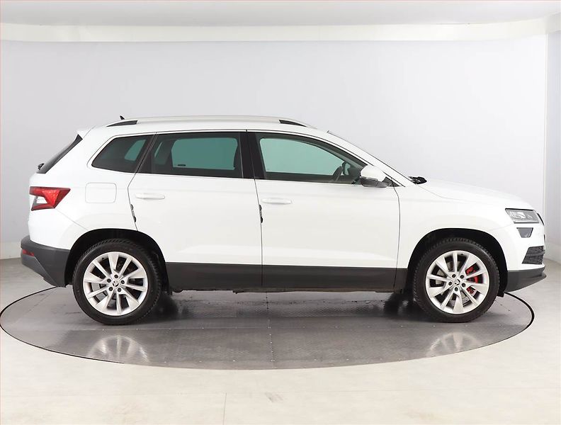 Škoda Karoq (2018) Style 1.5 TSI, Automat - fotka 6 z 23