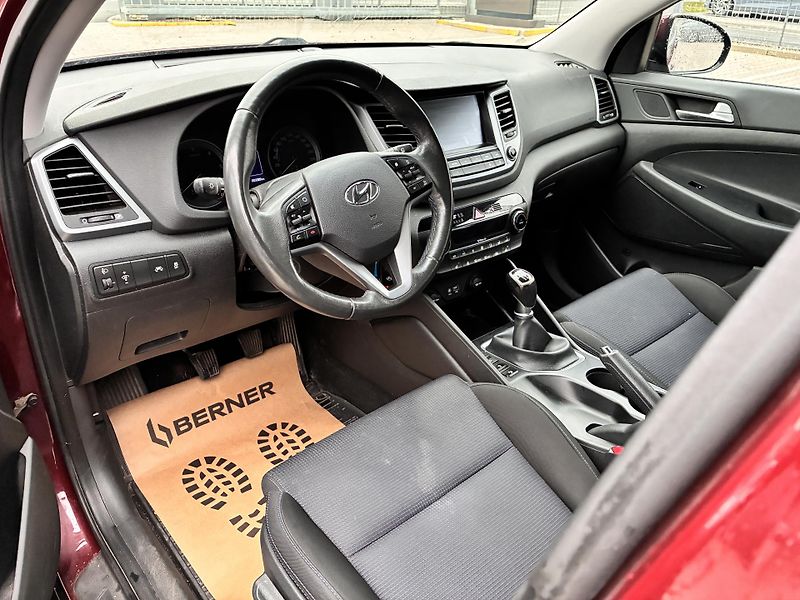 Hyundai Tucson 1.7CRDi 85kW TRIKOLOR PLUS  - fotka 9 z 23