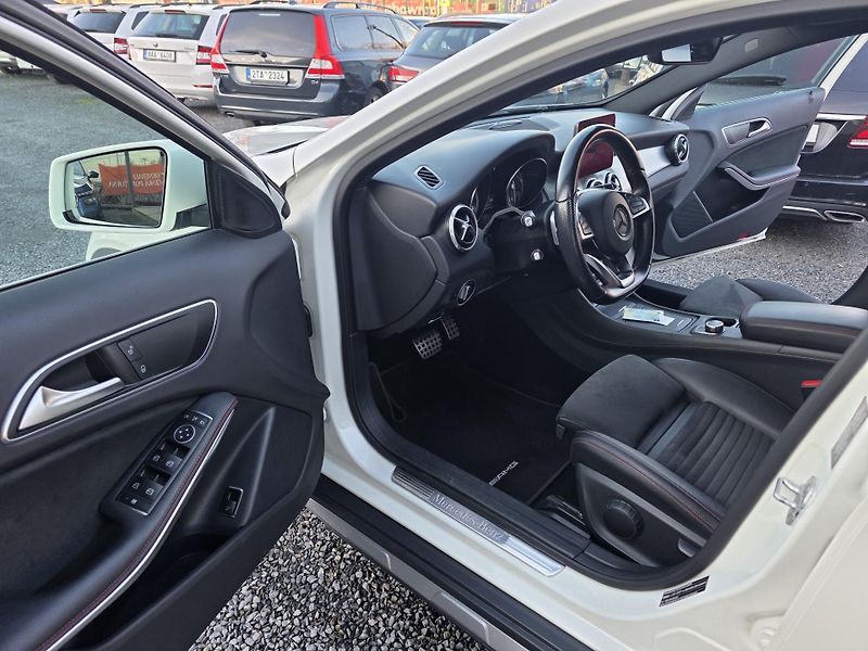 Mercedes-Benz GLA 220CDI 4-MATIC AMG-Paket  - fotka 14 z 24