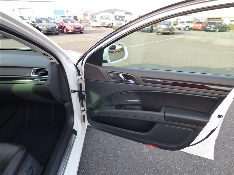 Škoda Superb 2,0 TDI 125kw 4x4  Laurin & Kl - fotka 44 z 54