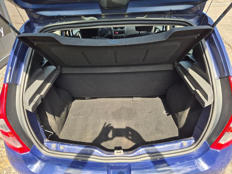 Dacia Sandero 1.4MPi 55kW, končí STK - fotka 18 z 18