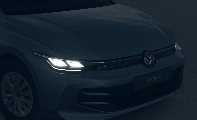 Volkswagen Golf 1,5 TSI 6G - fotka 5 z 8