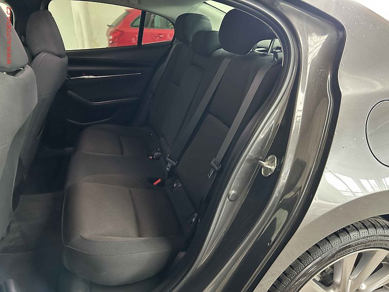 Mazda 3 (2020) 2.0i, 1.maj,ČR, AC, LED, navi - fotka 10 z 19