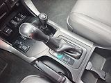 Toyota Land Cruiser 3,0 D-4D 127kW 8-míst ČR 1.maj - náhled 24