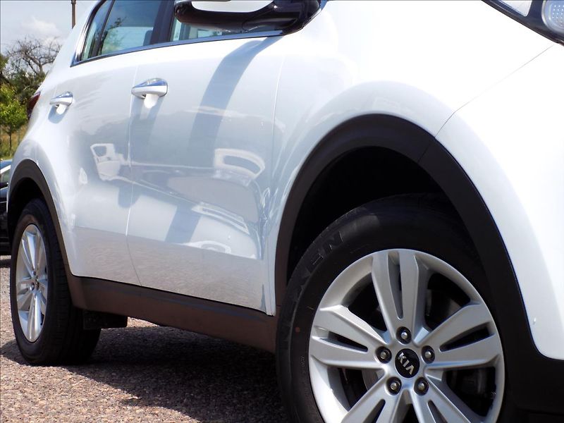 Kia Sportage 1,7 CRDi NAVI, KAMERA, 1.maj. - fotka 10 z 35