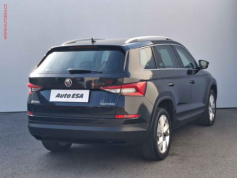 Škoda Kodiaq (2018) 2.0 TDI, DSG, navi, LED - fotka 4 z 18