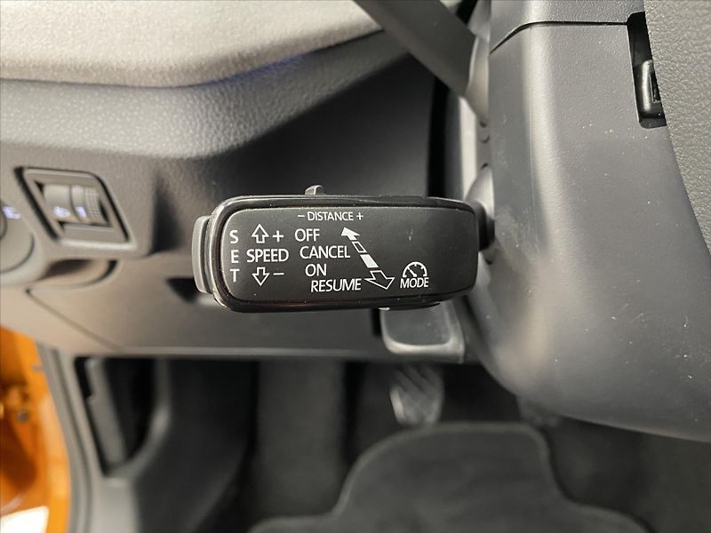 Škoda Kamiq 1,0 TSI 85kW Top Selection - fotka 21 z 27