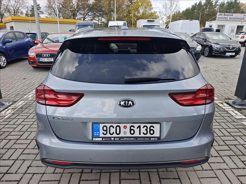 Kia Ceed SW 1,4 T-GDI  TOP - fotka 5 z 22