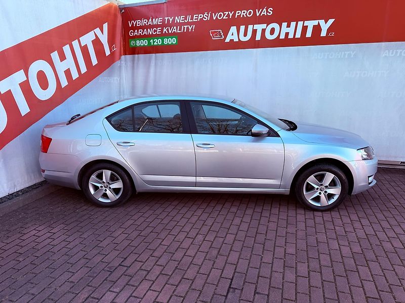 Škoda Octavia 1.6 TDi Ambition Fresh, ČR - fotka 5 z 23