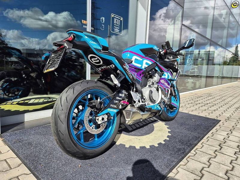 CFMOTO (2026) 675 SR-R GP edition - fotka 5 z 20