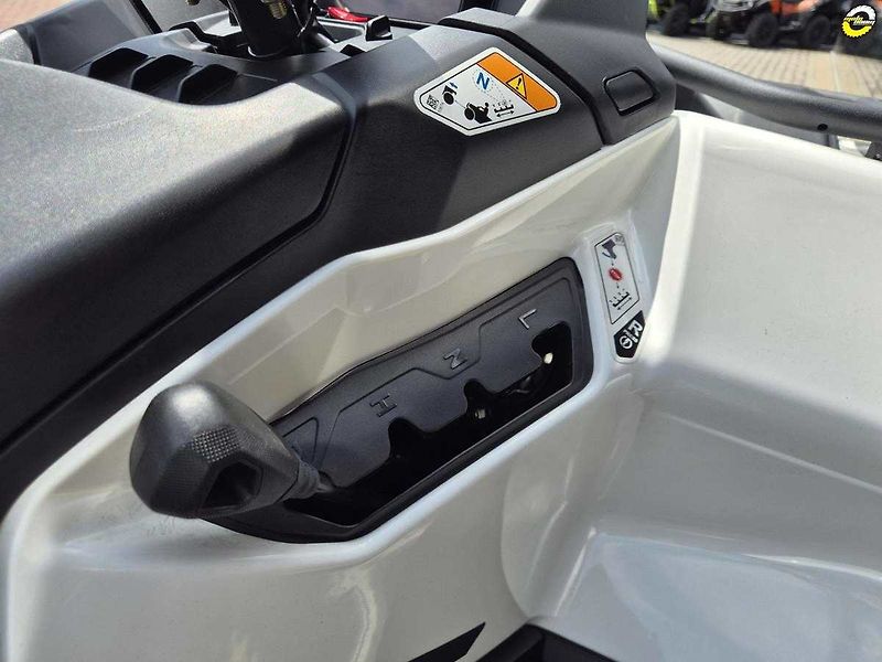 Can-Am Outlander 650 XT (2026) Outlander Electric T3b MY26 - fotka 16 z 22