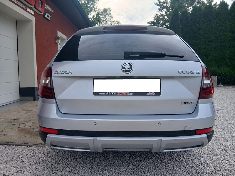 Škoda Octavia 2.0 TDi SCOUT 1.MAJ ČR - fotka 4 z 38