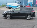 Toyota RAV4 (2017) 2.5 Hybrid - náhled 2