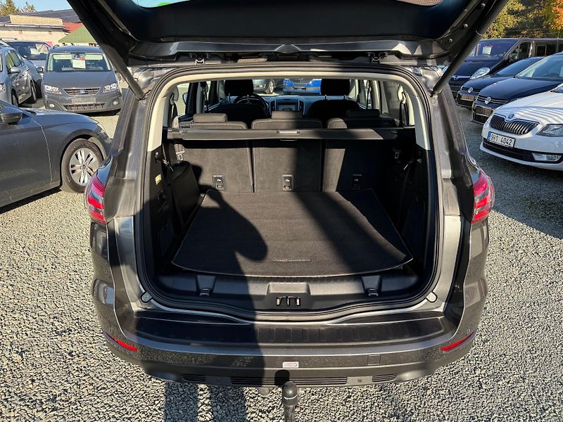 Ford S-MAX 2.0 TDCI TITANIUM 7 MÍST 4X4 - fotka 13 z 15