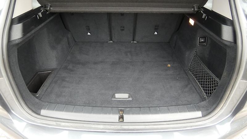 BMW X1 sDrive 18i - fotka 22 z 24