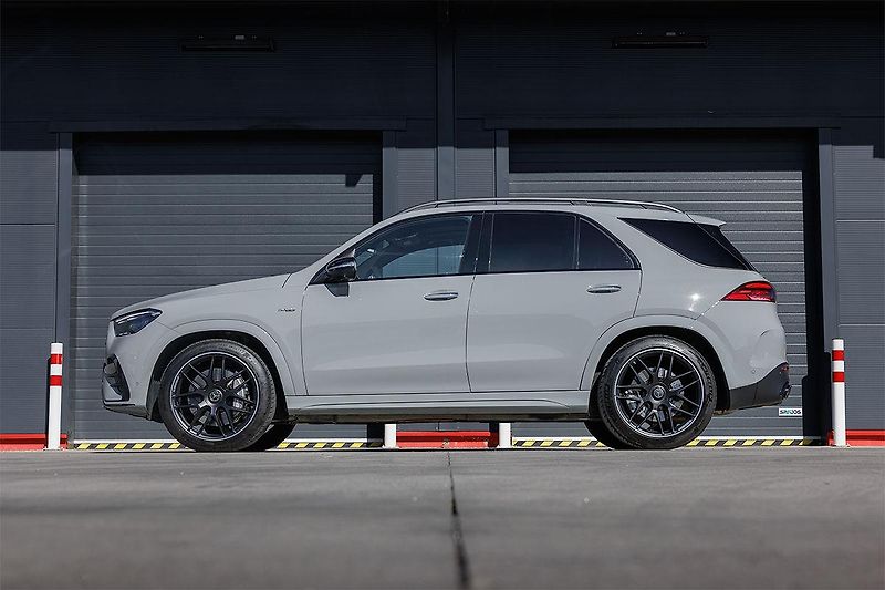 Mercedes-Benz GLE (2024)  GLE 53 AMG SUV 4Matic+ - fotka 14 z 61
