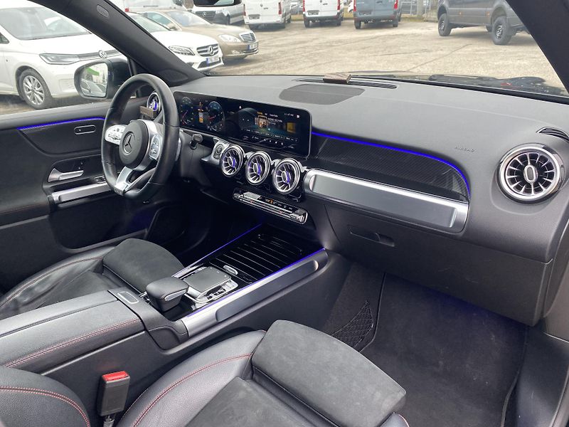 Mercedes-Benz GLB GLB 250 AMG 4M - fotka 20 z 28