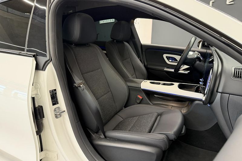 Mercedes-Benz CLA (2025) CLA 250+ Progressive - fotka 26 z 71