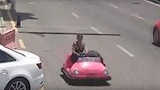 Policie autíčko zabavila.