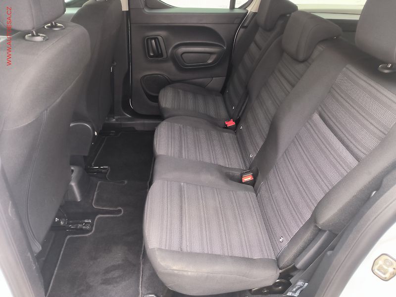 Opel Combo (2020) 1.5CDTi MAXi, LIFE, navi - fotka 10 z 22