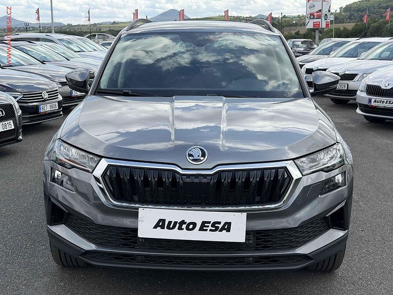 Škoda Karoq (2025) 1.5 TSI, 1.maj,ČR, Selection - fotka 2 z 17
