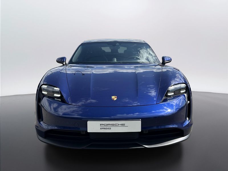 Porsche Taycan 4S - fotka 8 z 30