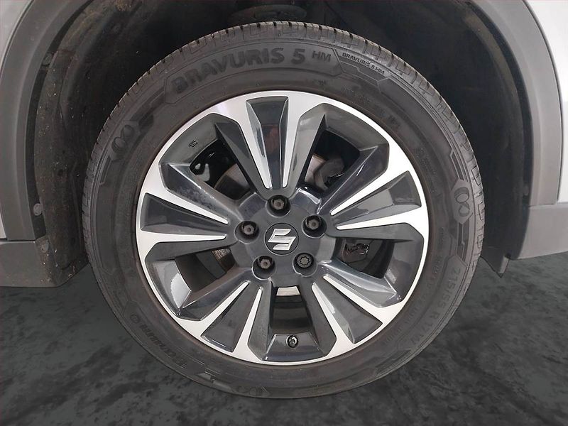 Suzuki Vitara (2019) 1.4 BoosterJet, 4X4 - fotka 15 z 20