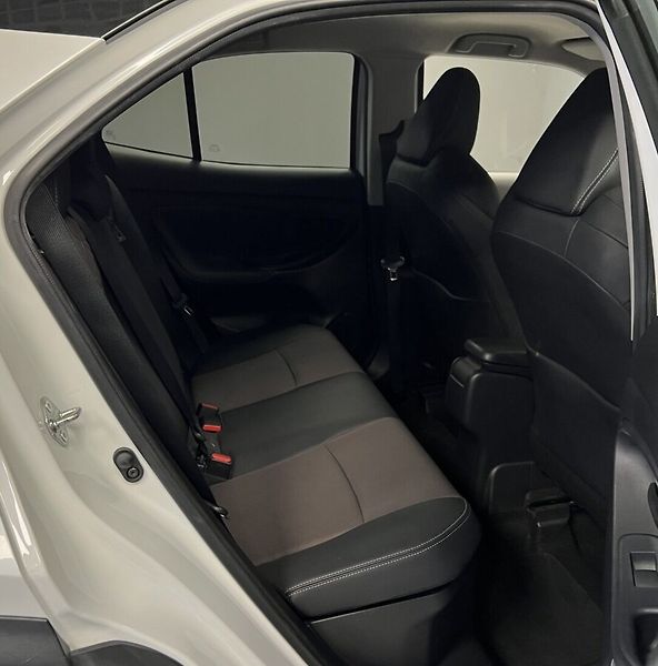 Toyota Yaris Cross EXECUTIVE - fotka 14 z 18