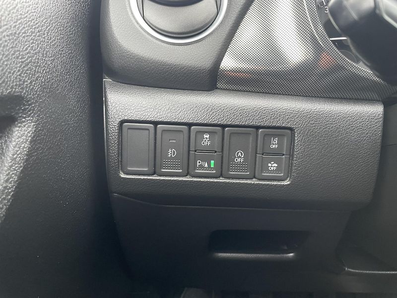 Suzuki Vitara (2020) 1.4 BoosterJet 103 kW LIMITED - fotka 26 z 33