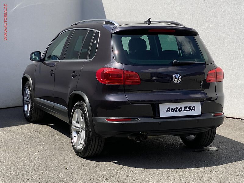 Volkswagen Tiguan (2015) 1.4 TSi, Lounge, bixen, navi - fotka 6 z 18
