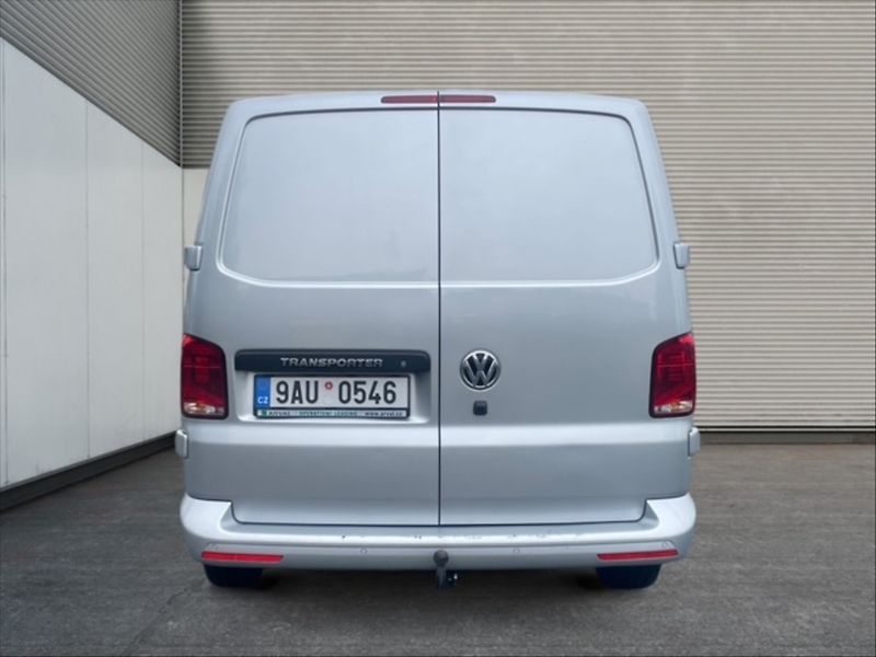 Volkswagen Transporter 2,0 TDI 110 - fotka 5 z 11