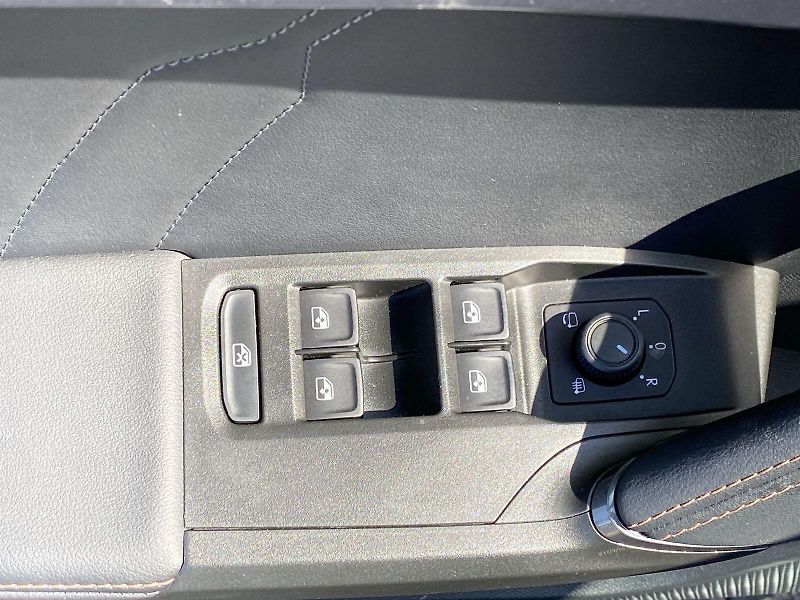 Cupra Formentor (2024) 2,0 TSI 4Drive DSG - fotka 31 z 39