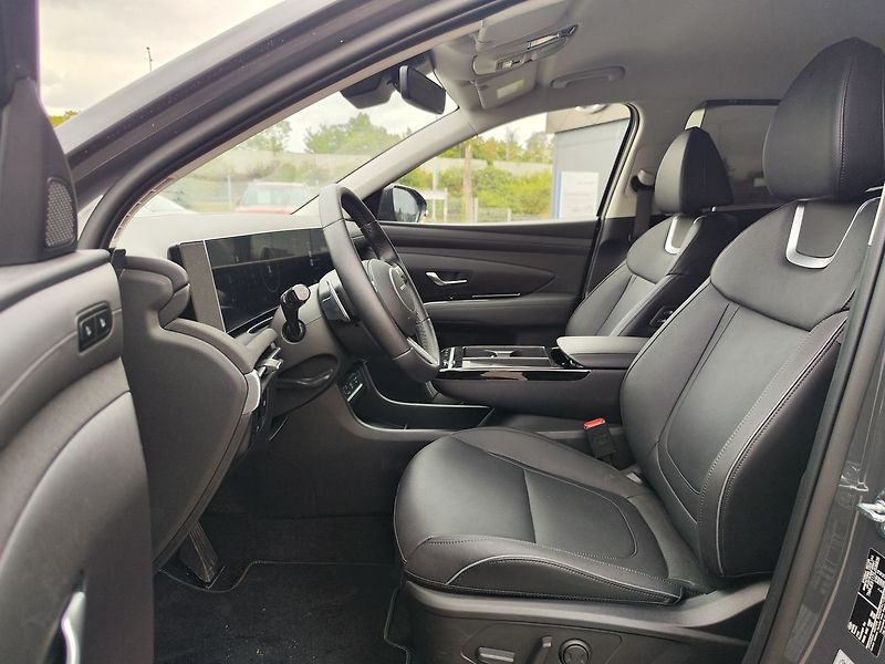 Hyundai Tucson 1.6 T-GDI/158kW PRM LUX HEV AT - fotka 18 z 39