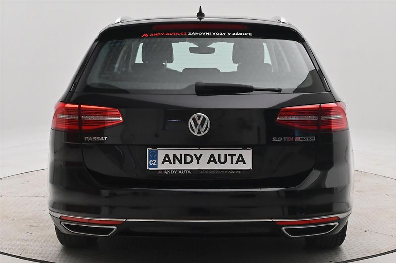 Volkswagen Passat 2,0 TDI 140 kW DSG 4Motion Zár - fotka 6 z 31