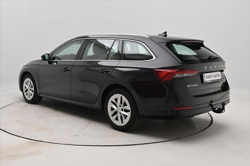 Škoda Octavia 1,5 TSI 110 kW DSG Style Záruk - fotka 7 z 32
