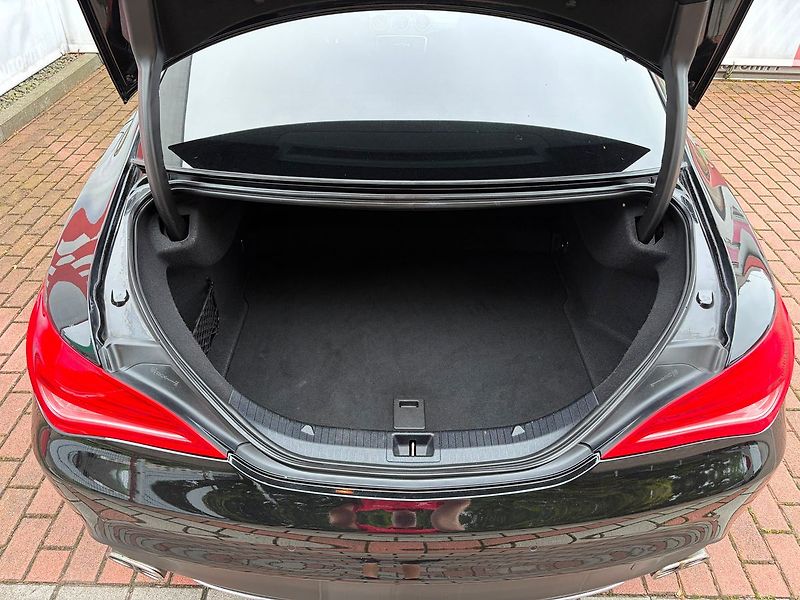 Mercedes-Benz CLA 180 7G, Sport, Navi - fotka 10 z 20