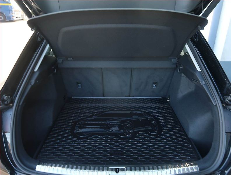 Audi Q3 (2020) 40 TFSI - fotka 14 z 25