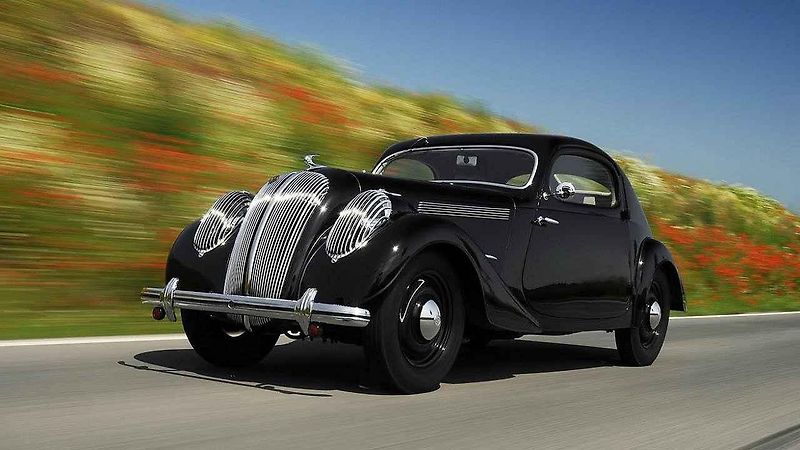Škoda Rapid (1984) a Škoda Rapid (1935).