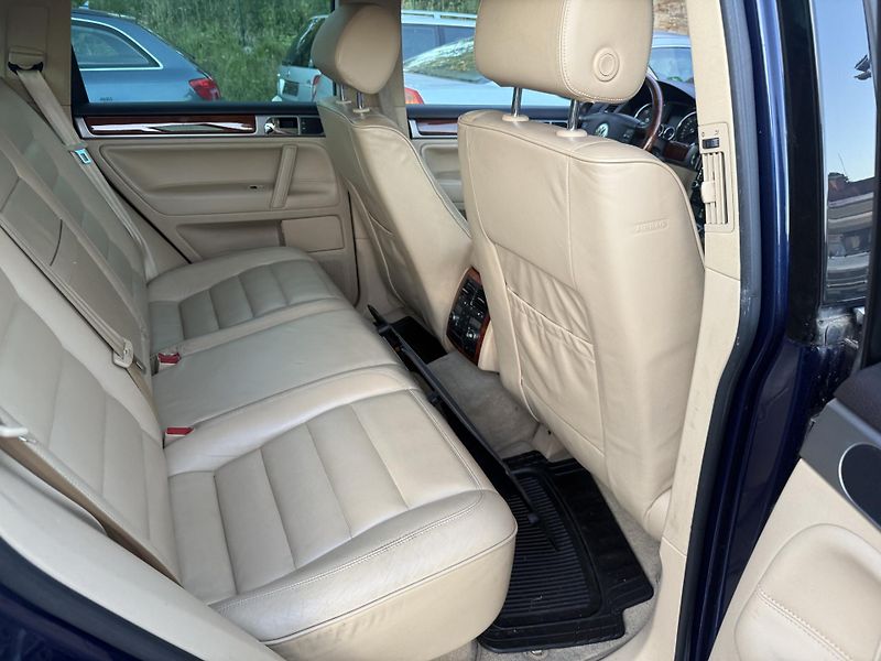 Volkswagen Touareg (2004) 5.0 V10 - fotka 17 z 17