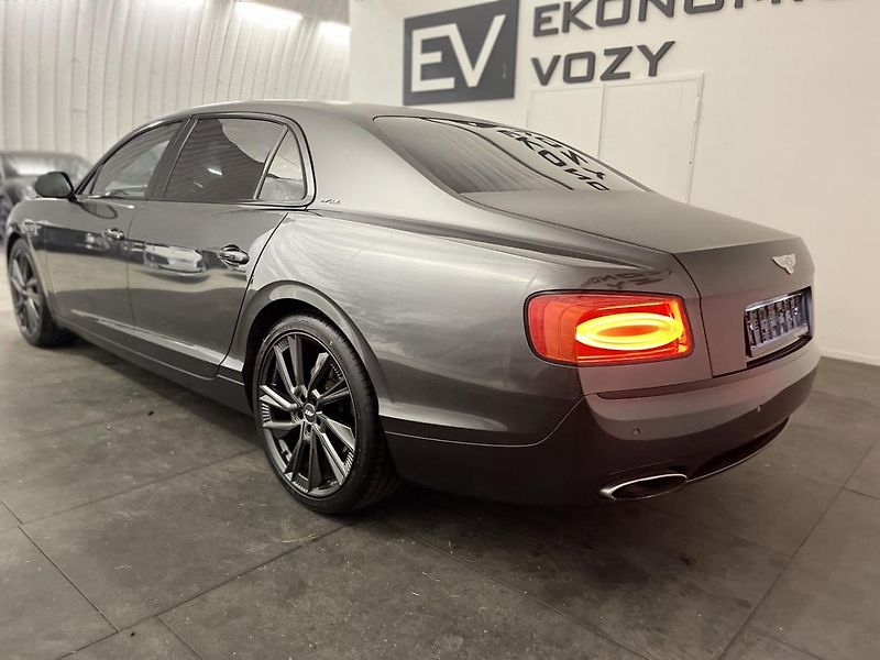 Bentley Flying Spur (2016) 6.0 625 PS  W12 - fotka 6 z 81