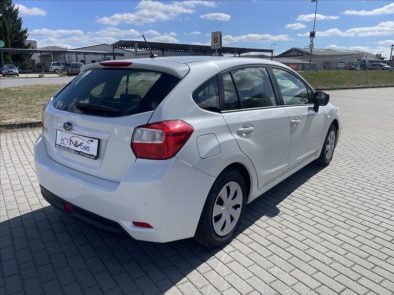 Subaru Impreza 1,6 i 84kw AWD Euro5 serviska - fotka 34 z 36