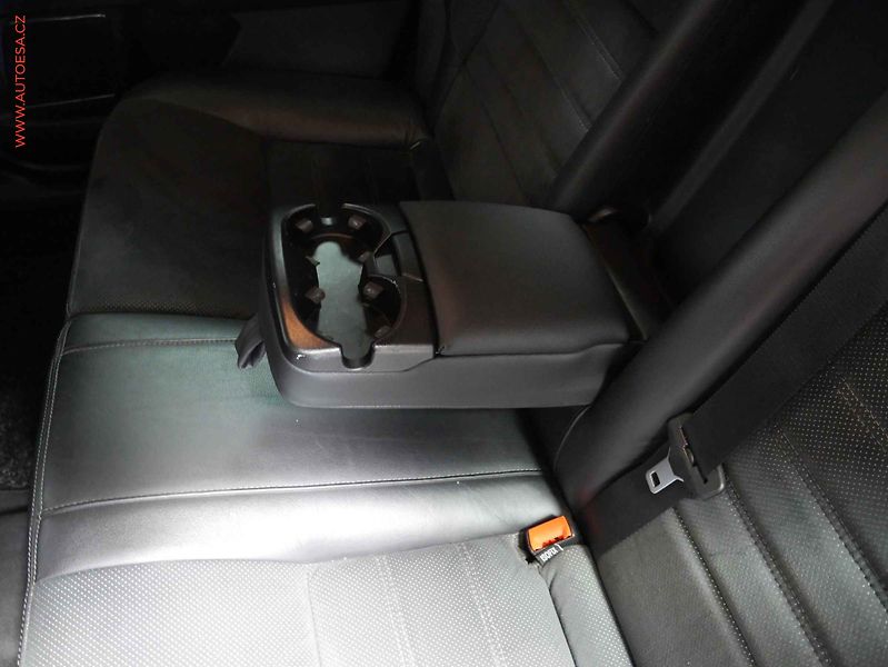 Ford Mondeo (2008) 2.0 TDCi, autoAC - fotka 23 z 23