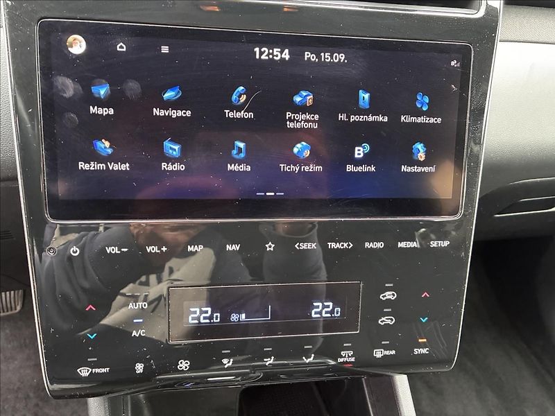 Hyundai Tucson 1.6 T-GDi HEV 48V Hybrid 4x4 - fotka 16 z 25
