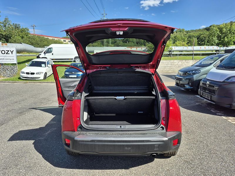 Peugeot 2008 (2026) ALLURE Turbo 100 MAN6 - fotka 12 z 21