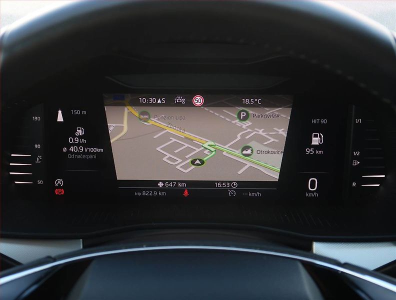 Škoda Kamiq (2023) Ambition 1.0 TSI, Serv.kniha - fotka 11 z 23