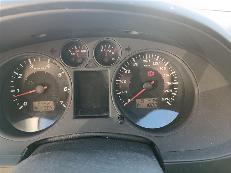 Seat Ibiza 1,4 i Arena - fotka 18 z 19