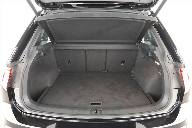Volkswagen Tiguan (2021) Elegance 2.0 TDI - fotka 11 z 24