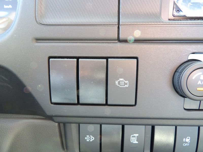 Isuzu F11 (2026) 5.2L, 240k, MT6,  - fotka 24 z 38